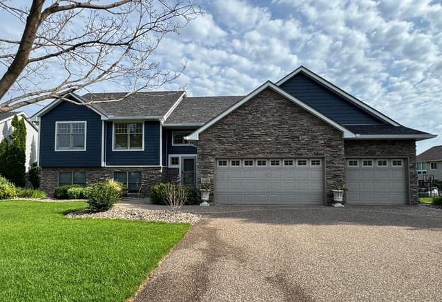 James Hardie Siding in Maple Grove, MN